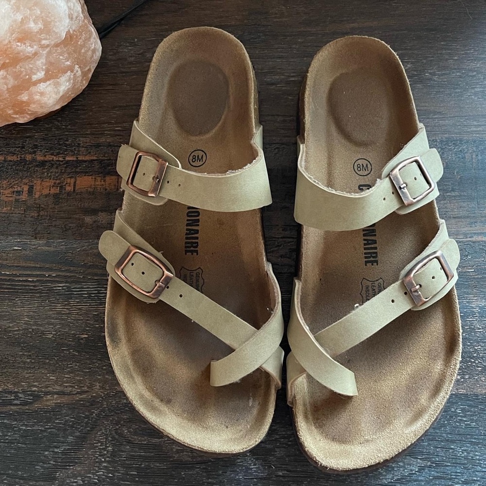 Cushionaire sandals